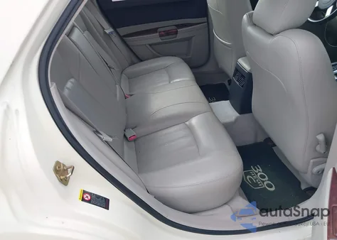 2005 Chrysler 300C из США, поврежденный, VIN 2C3AA63H25H504711